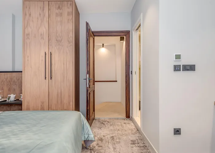 Makarun Heritage Nocleg ze śniadaniem 4*