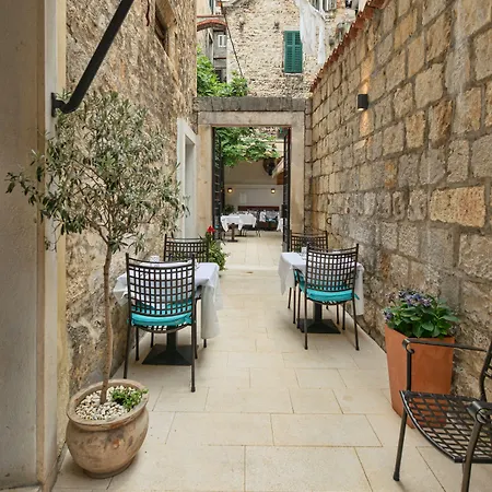 Makarun Heritage Bed and breakfast 4*